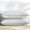 Регулируемая подушка для тела hilton 1000 г с сумкой